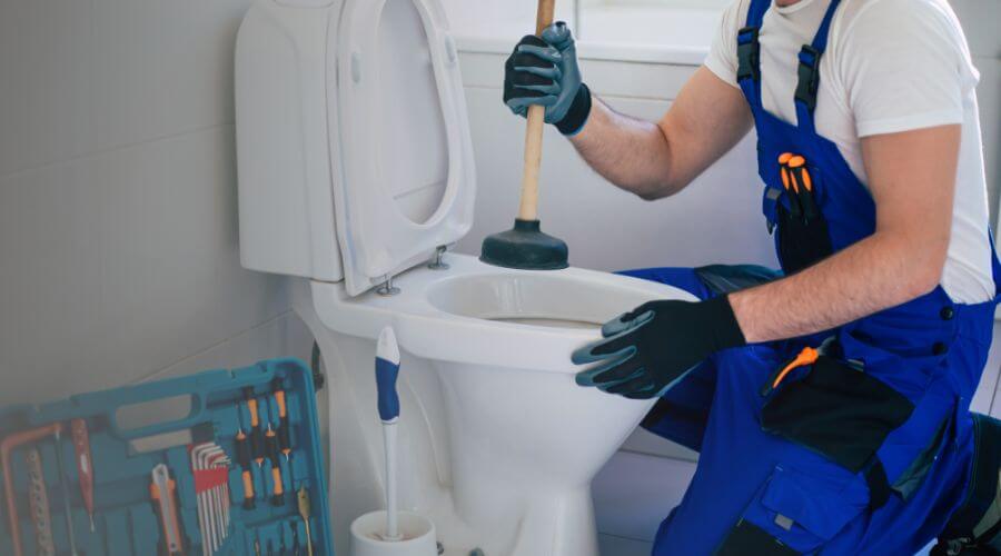 Professional expert plumbing services in Rio Vista, TX